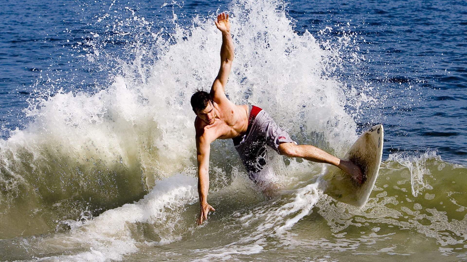 女子4×200米自由泳接力中国队精彩表现，女子4×200米自由泳接力世界纪录是多少